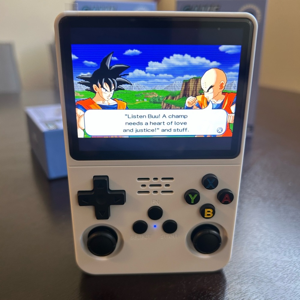 Retro Handheld Gaming R36S